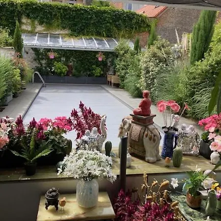 Caravaggio Boutique